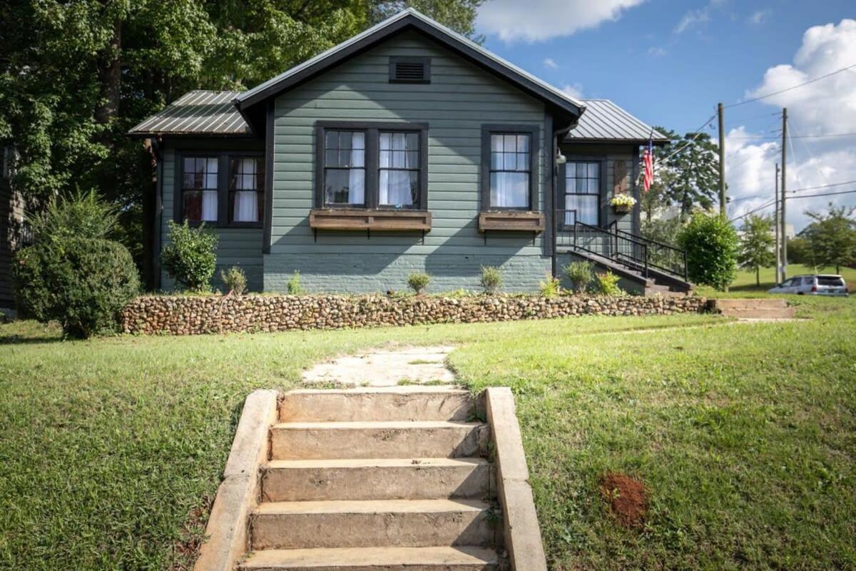 East Lake Stunner-Located At The Foot Of The Ruffner Mountains Birmingham Exterior foto